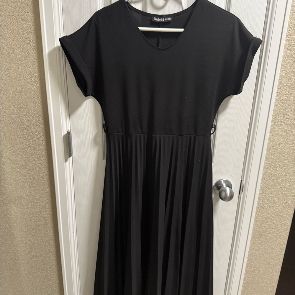 Elizabeth and James Black Midi Dress